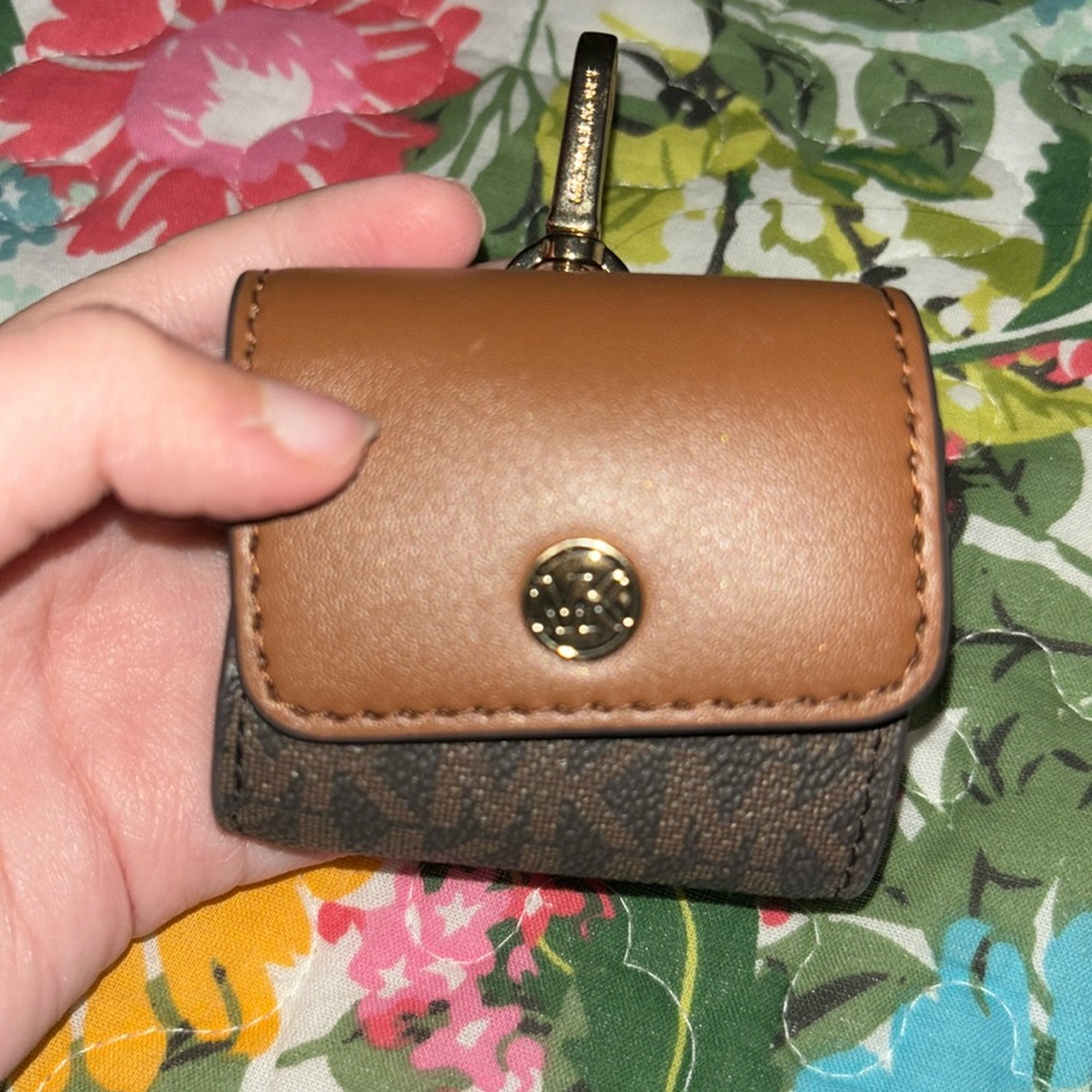 Michael Kors AirPod case